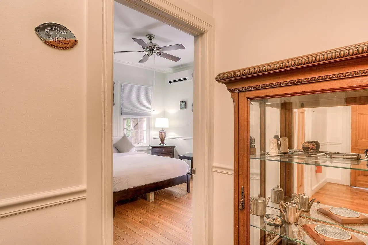 Key West Harbor Inn - Adults Only